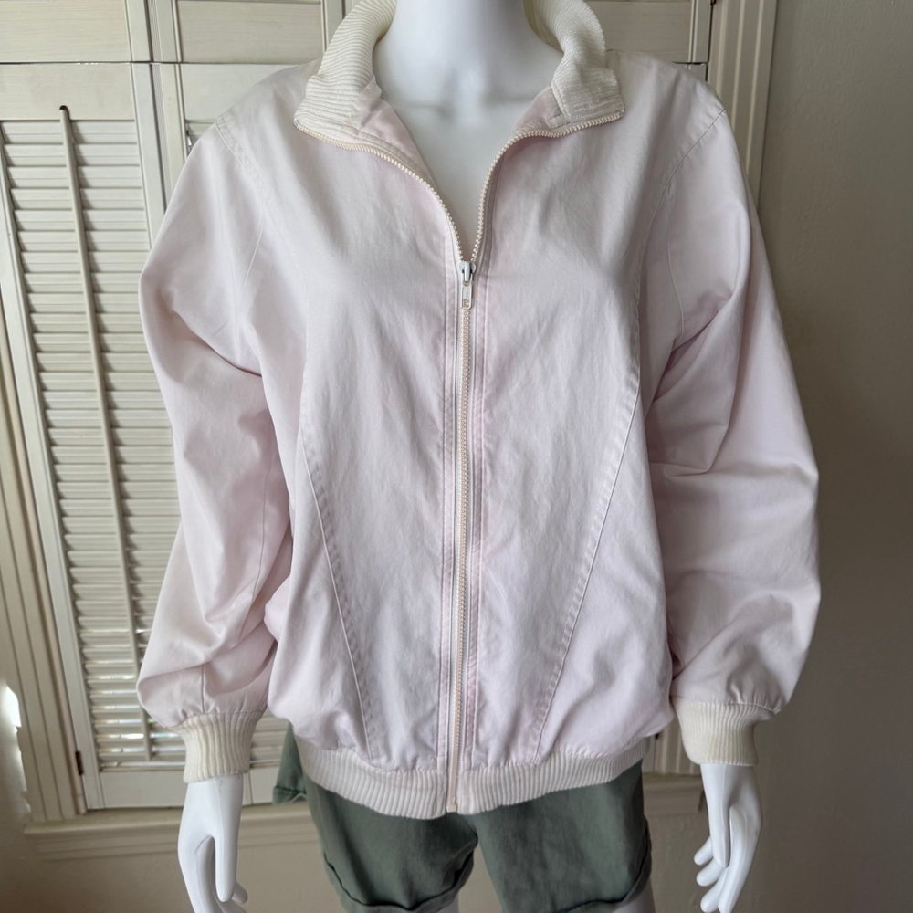 Be In The‎ Current Seen, White Jacket M